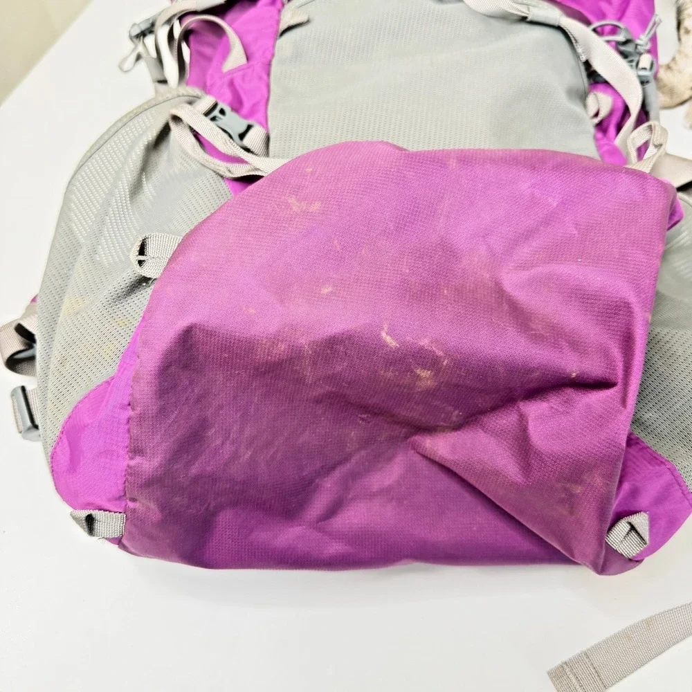 L.L. Bean AT38W Purple Gray Zip Pocket Adjustable Strap Hiking Backpack Bag